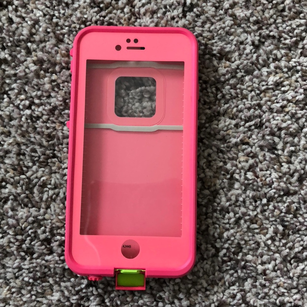 Brand new Lifeproof case!🎉